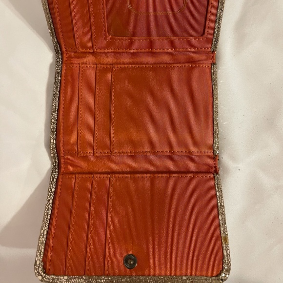 Gold wallet - Picture 2 of 3